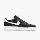 Tênis Nike Air Force 1 '07 Black White