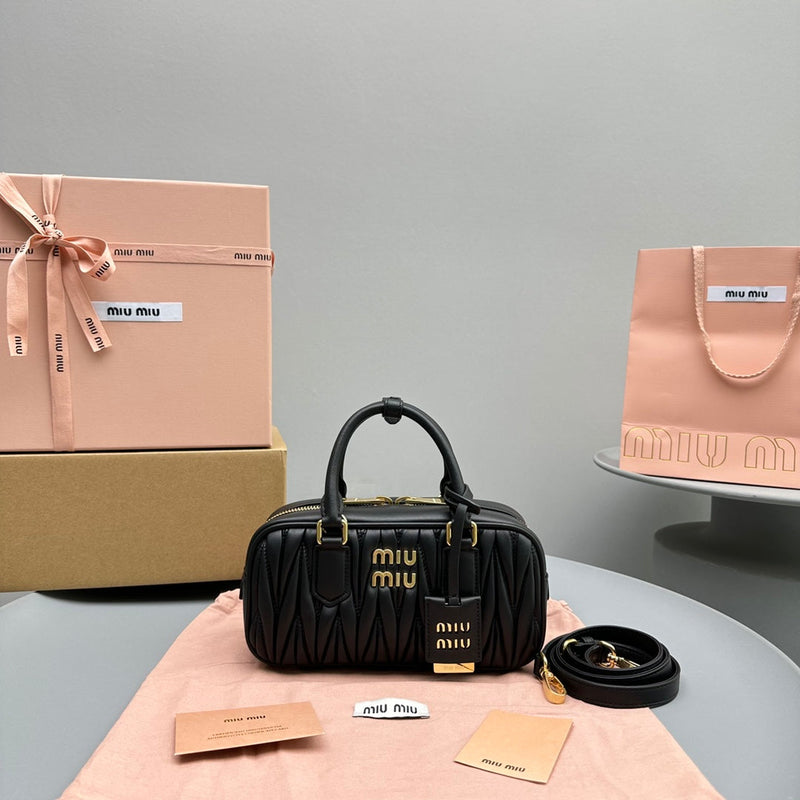 Bolsa Miu Miu Arcadie Matelasse Nappa Leather Bag