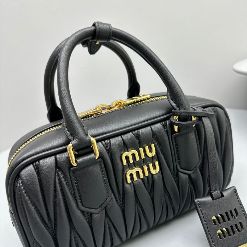 Bolsa Miu Miu Arcadie Matelasse Nappa Leather Bag