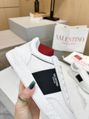 Valentino Garavani Upvillage