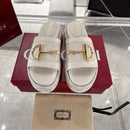 Chinelo Gucci Big D Half Horseclip Thick Bottom Branco