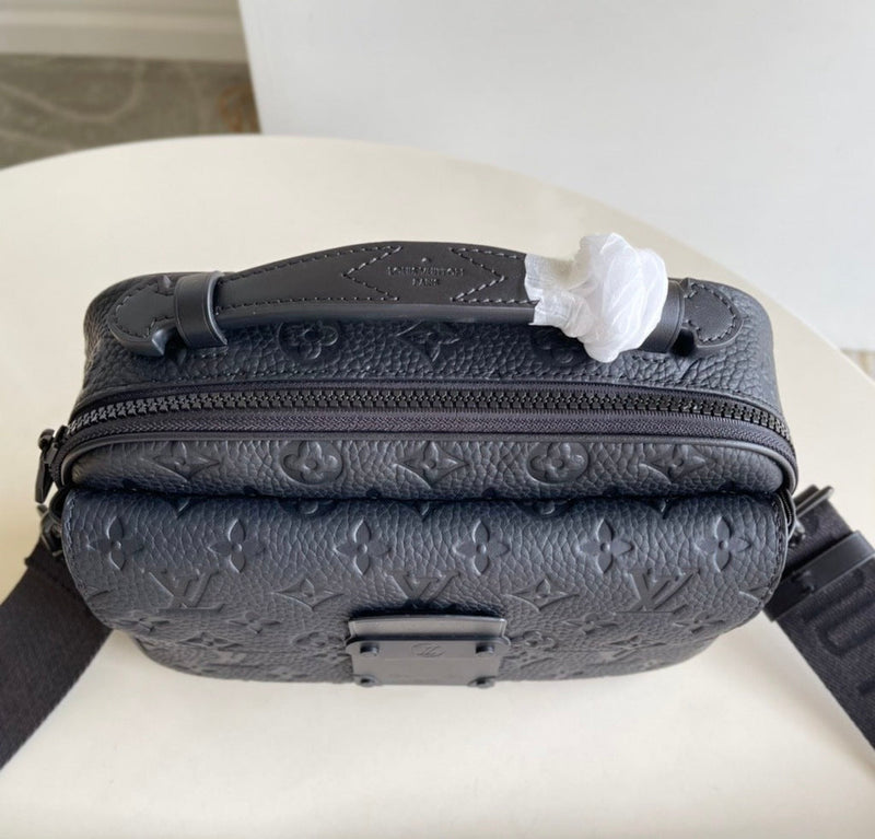 S-lock Messenger Monogram Black