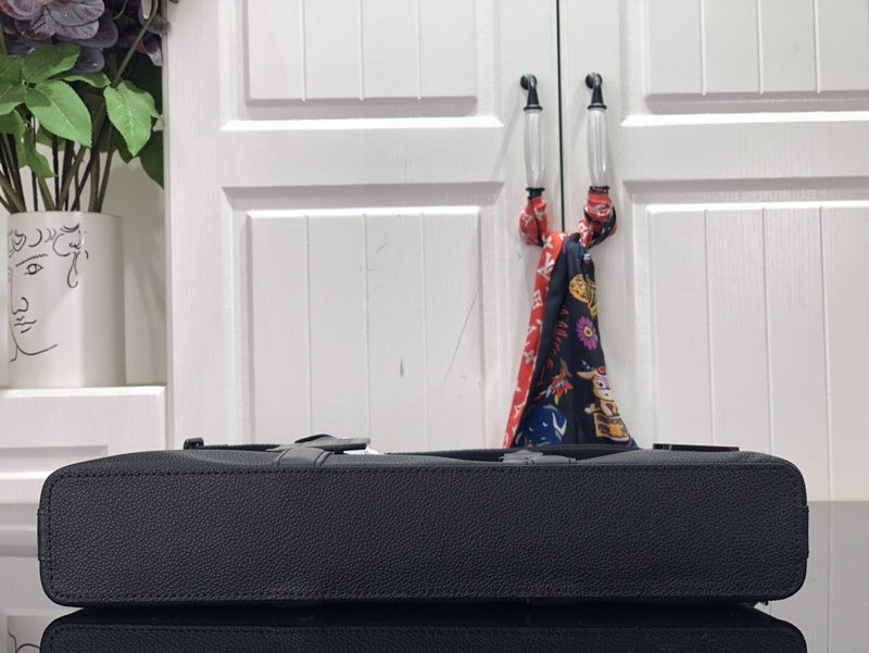 Lv Messenger Aerogram