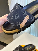 Chinelo Flatform Pool Pillow Black (Pronta entrega)