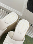 Sandália Interlocking GUCCI