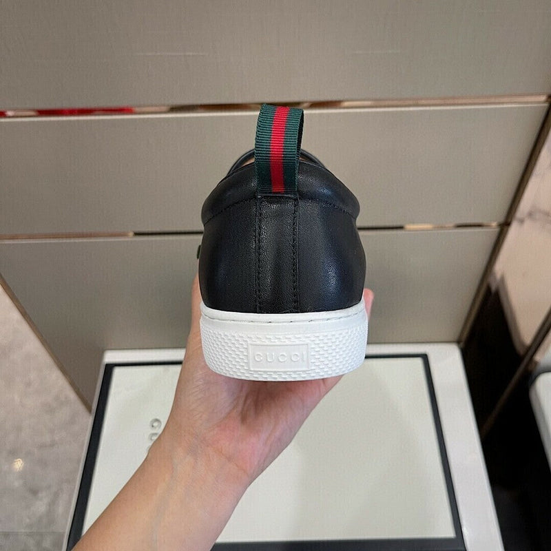 GUCCI GG Supreme Tiger Slip On