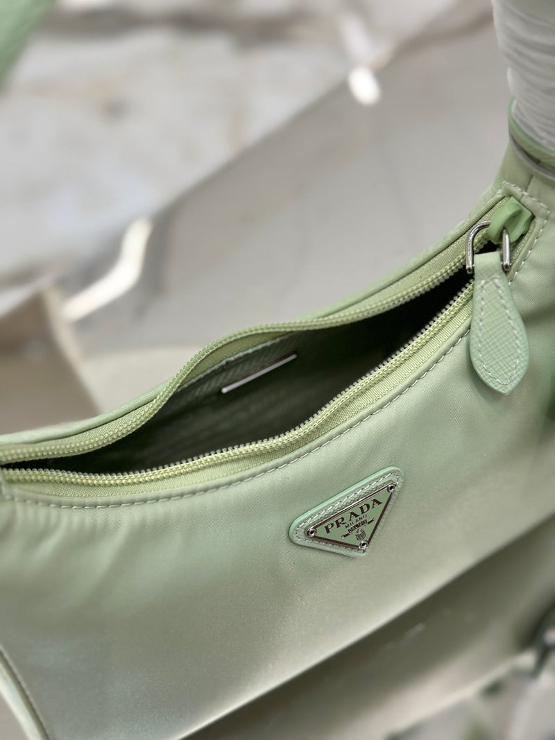 Bolsa Prada mini Re-Edition 2000