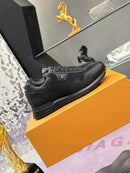 Louis Vuitton Run Away Black