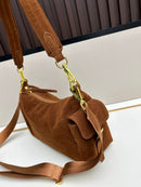 Bolsa Prada Explore em camurça