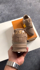 Louis Vuitton Trainer Couro Vitelo Brown