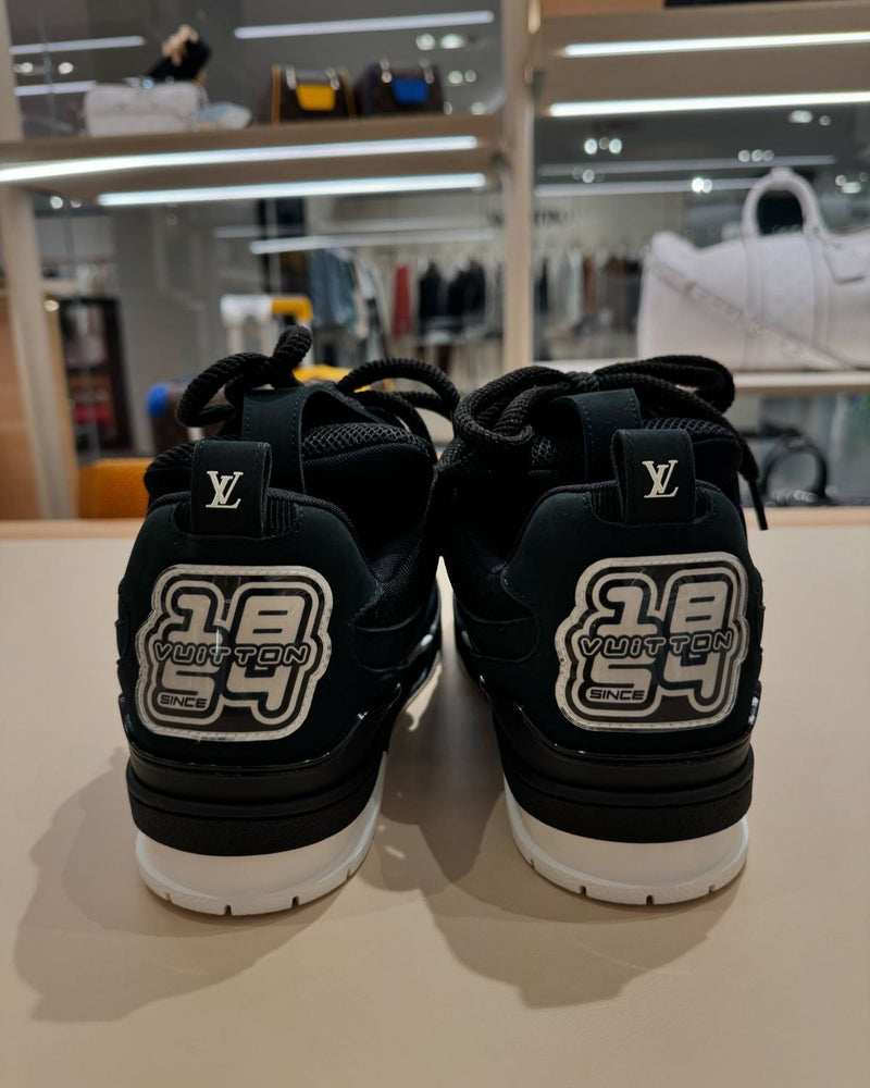 Skate Sneaker Black White