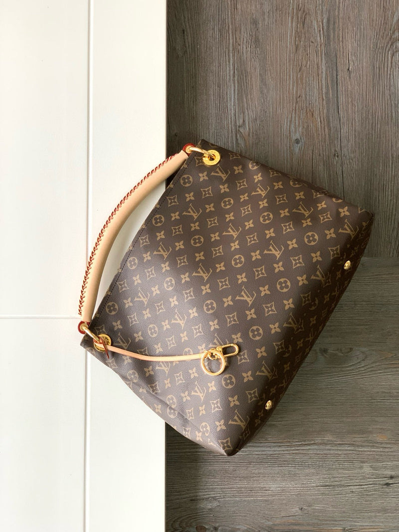 Louis Vuitton Artsy