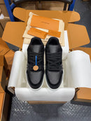 Trainer Grey Monogram