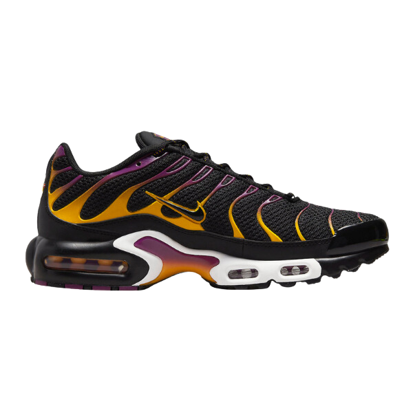 Tênis Nike Air Max Plus TN Black & University Gold
