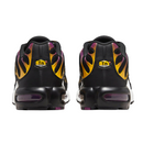 Tênis Nike Air Max Plus TN Black & University Gold