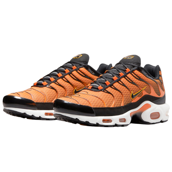 Tênis Nike Air Max Plus TN Safety Orange & Black