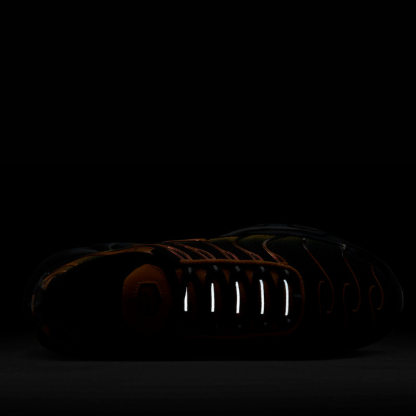 Tênis Nike Air Max Plus TN Black & Sundial