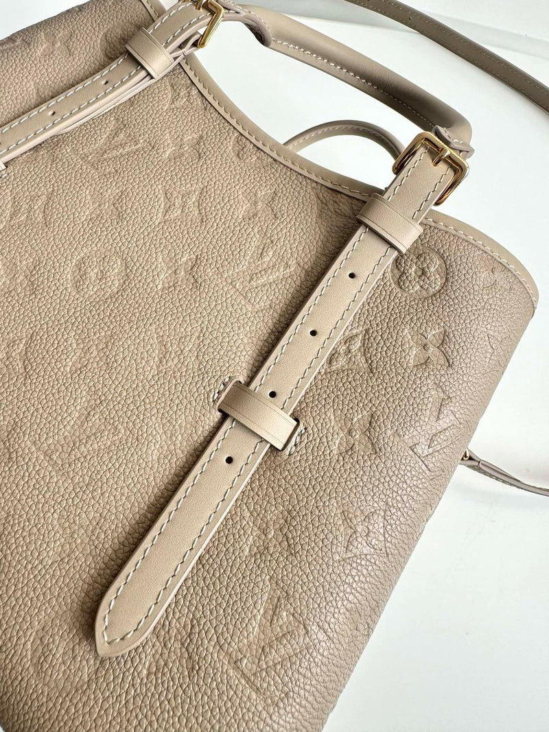 LV Babylone Tote Creme