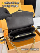 Pochette Métis East West Monogram Empreinte Black