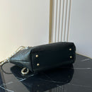 CHANEL Canvas com Efeito em Ráfia