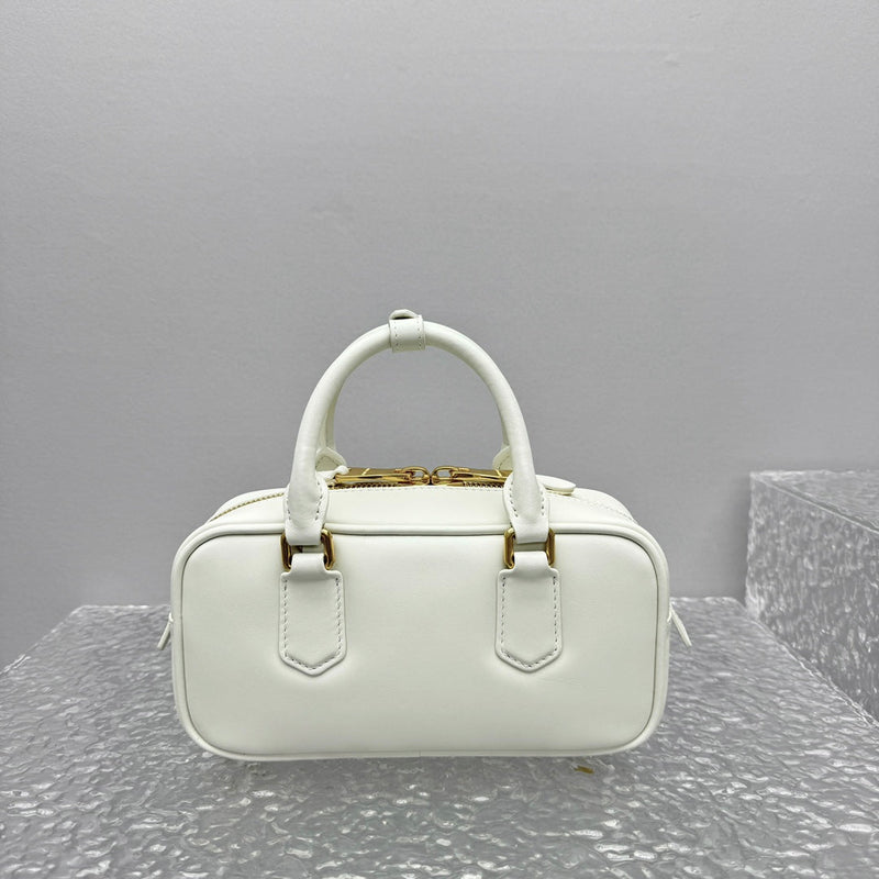 Bolsa Miu Miu Arcadie Leather Bag