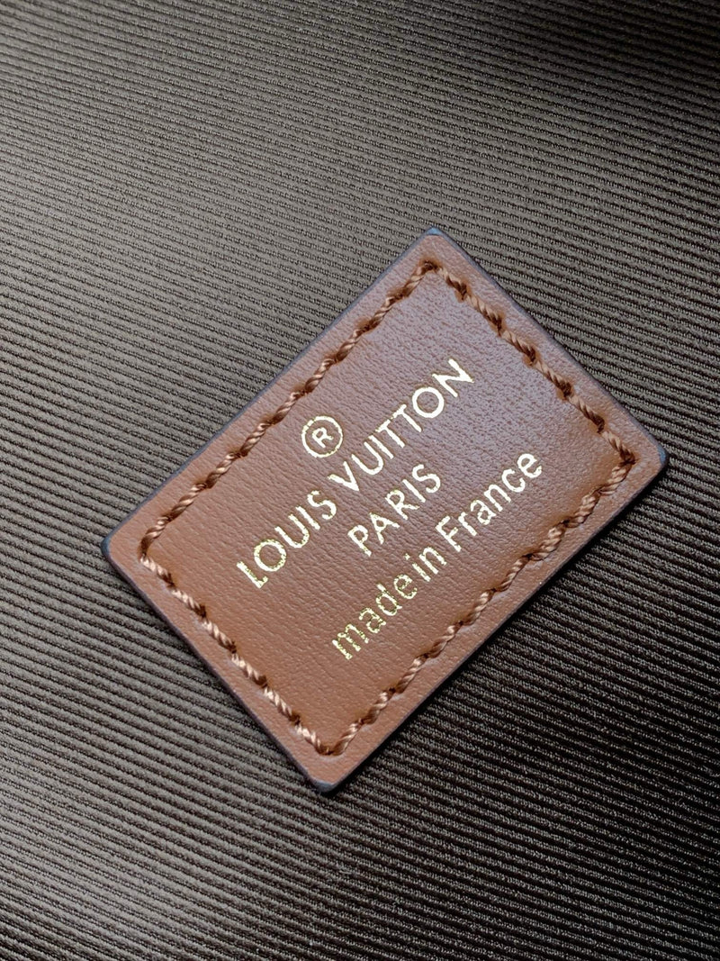 Bolsa Hobo Loop Monogram Louis Vuitton